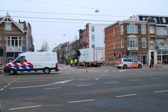 Persoon ernstig gewond bij ongeval met vrachtwagen