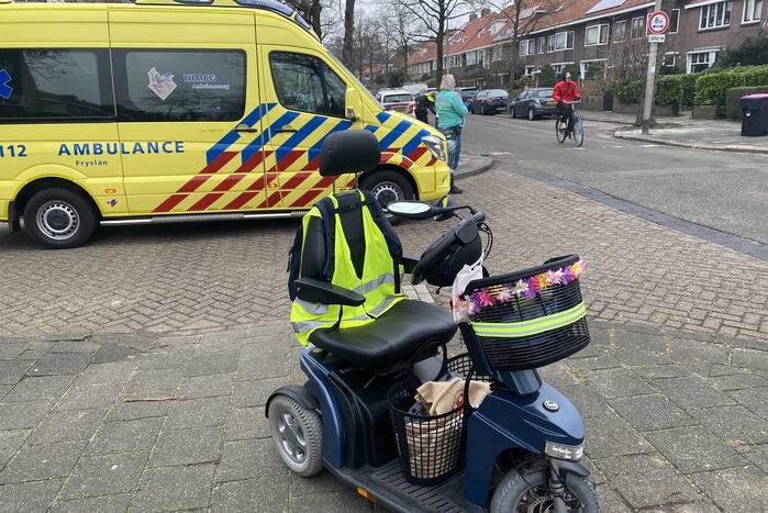 Invalide bestuurster gewond bij aanrijding