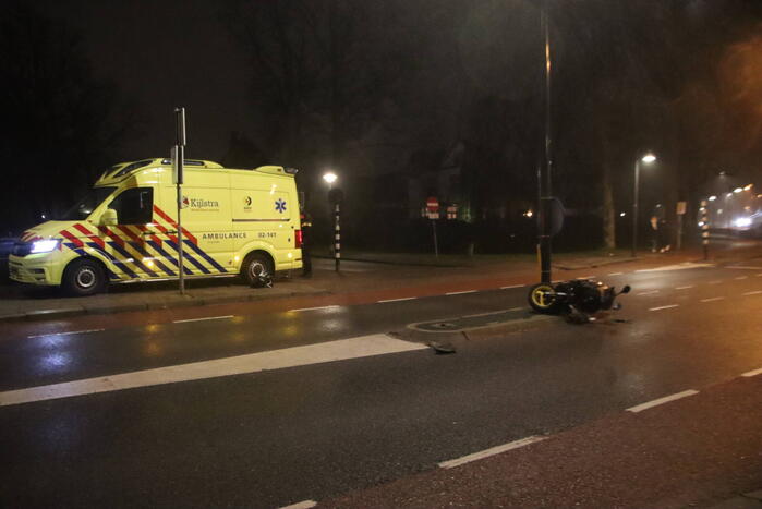 Scooterrijder gewond bij aanrijding