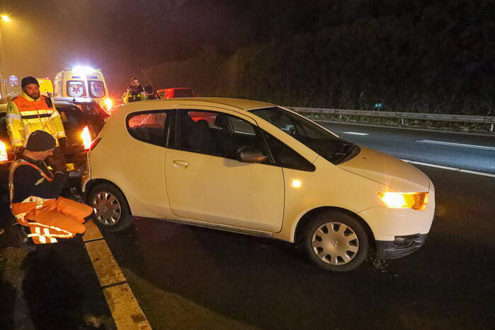 Drie auto's op elkaar gebotst