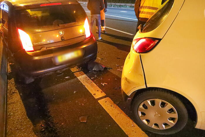 Drie auto's op elkaar gebotst