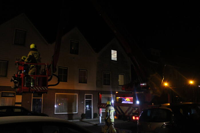 Schoorsteenbrand snel onder controle