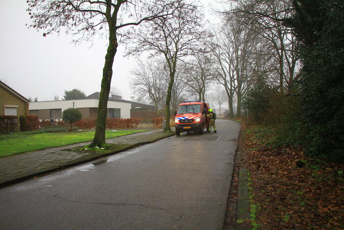 Onderzoek naar vreemde lucht in woning
