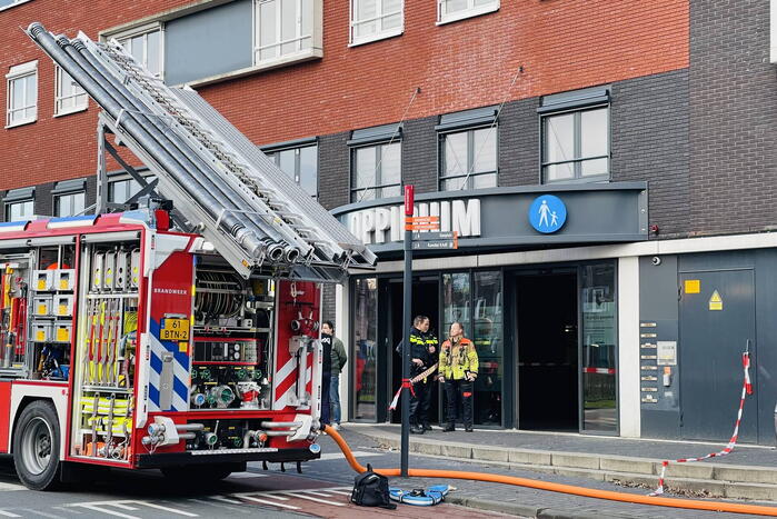 Winkelcentrum ontruimd vanwege brand