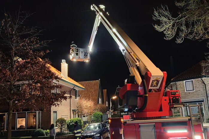 Schoorsteenbrand snel onder controle