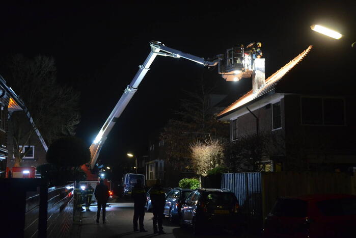 Schoorsteenbrand snel onder controle