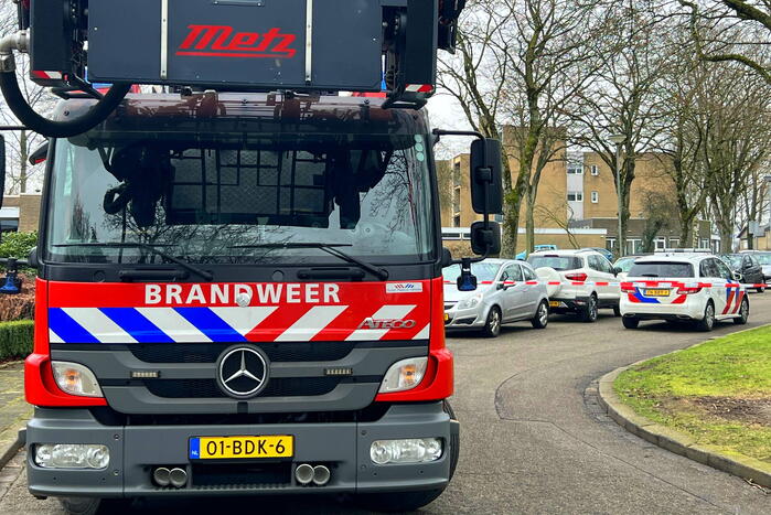 Gaslekkage in voortuin van woning