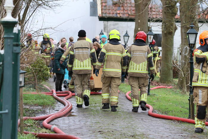 Kinderverblijf uit voorzorg ontruimd door grote brand