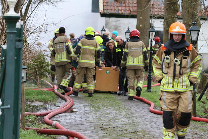 Kinderverblijf uit voorzorg ontruimd door grote brand