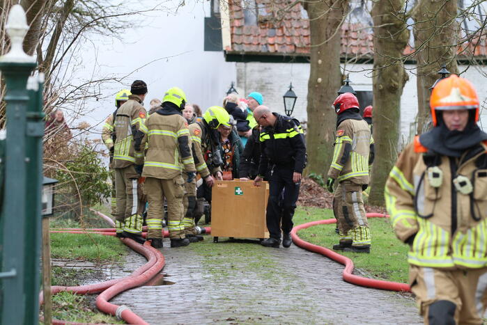 Kinderverblijf uit voorzorg ontruimd door grote brand