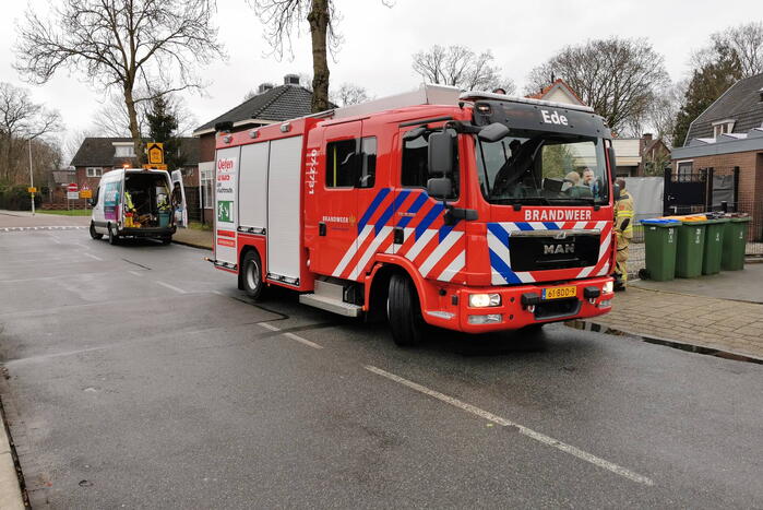 Gaslekkage onder het trottoir