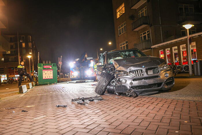 Automobilist ramt pui parkeergarage na achtervolging