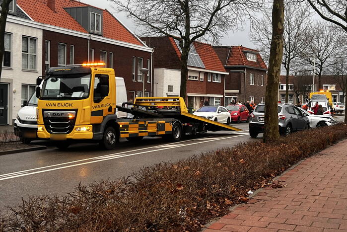 Vier auto's beschadigd bij ongeval