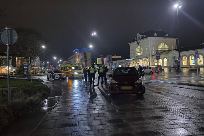 Schade na ongeval tussen auto en maaltijdbezorger