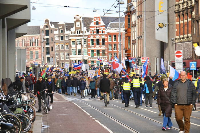 Demonstratie Amsterdam tegen beleid overheid