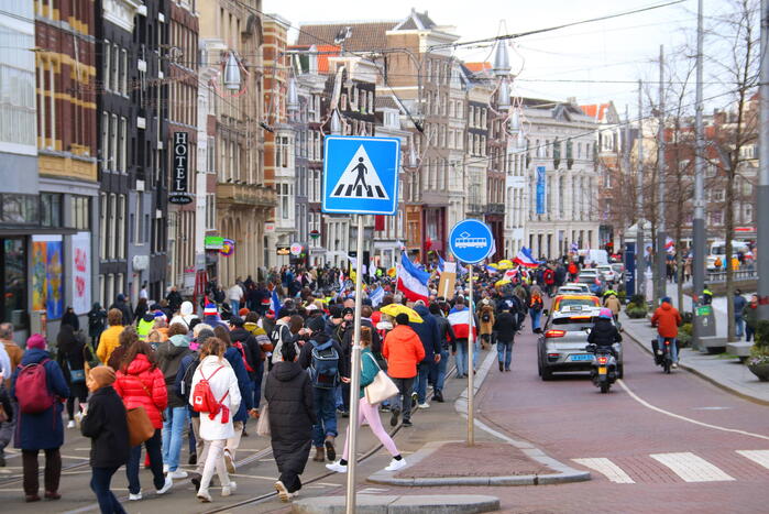 Demonstratie Amsterdam tegen beleid overheid