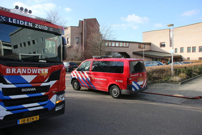 Kolf in laboratorium gebarsten