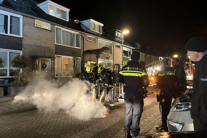 Schoorsteenbrand zorgt voor flinke rookontwikkeling