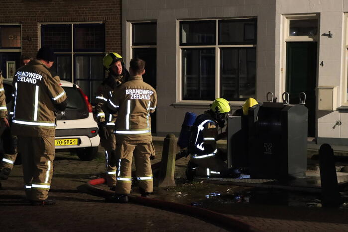 Brand in ondergrondse container