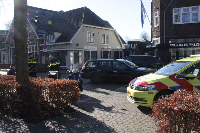Scooterrijder gewond bij botsing met auto