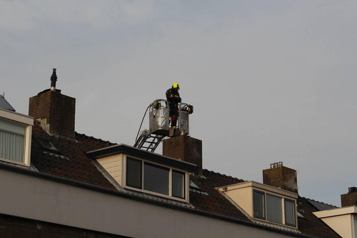 Schoorsteenbrand snel gedoofd