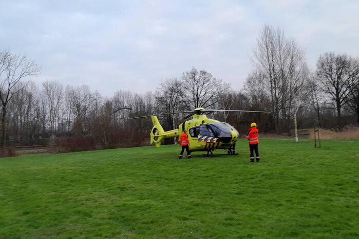 Traumateam assisteert bij incident in woning