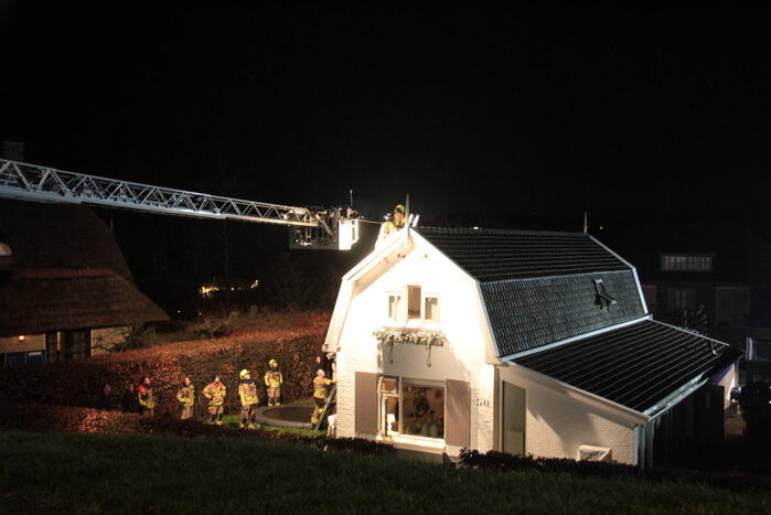 Brandweer ingezet voor schoorsteenbrand