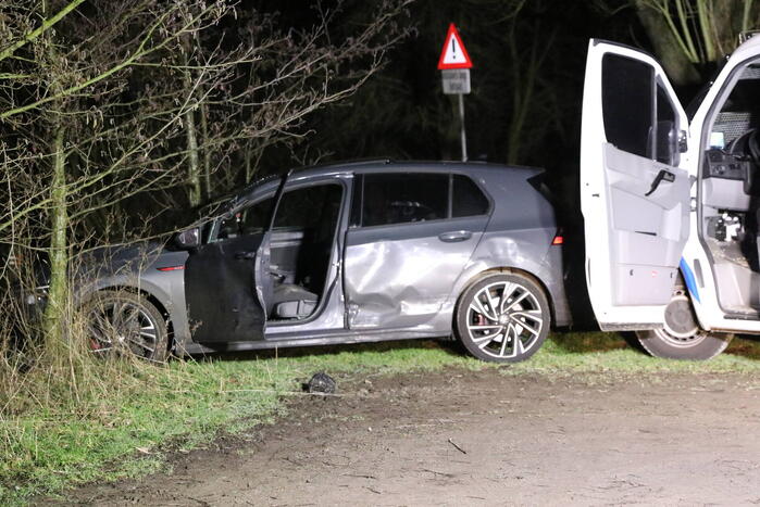 Twee gewonden en drie aanhoudingen na mogelijke ontvoering, politie lost schoten