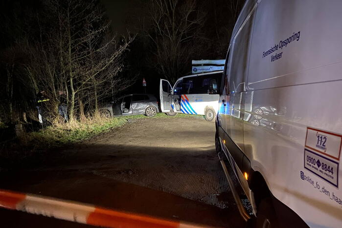 Twee gewonden en drie aanhoudingen na mogelijke ontvoering, politie lost schoten