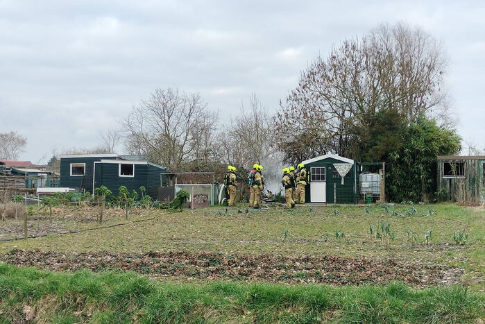 Schuur in volkstuin uitgebrand