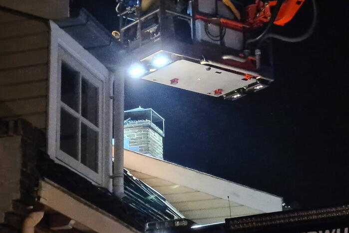 Schoorsteenbrand bij woning in binnenstad