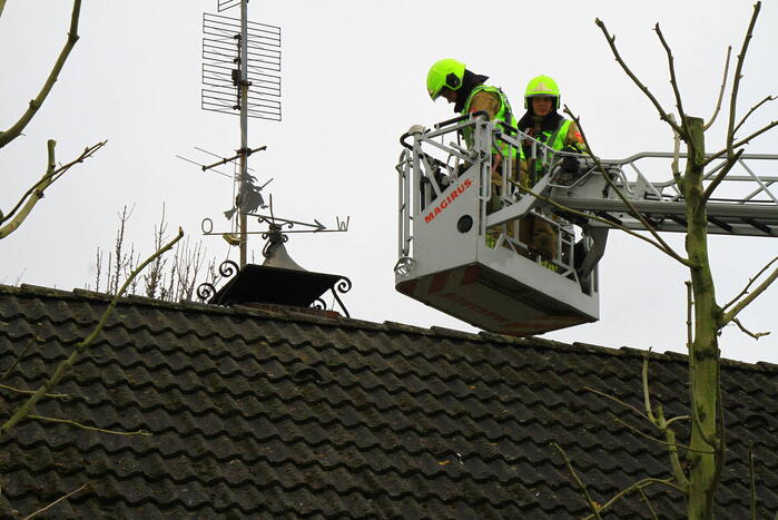 Schoorsteenbrand snel onder controle