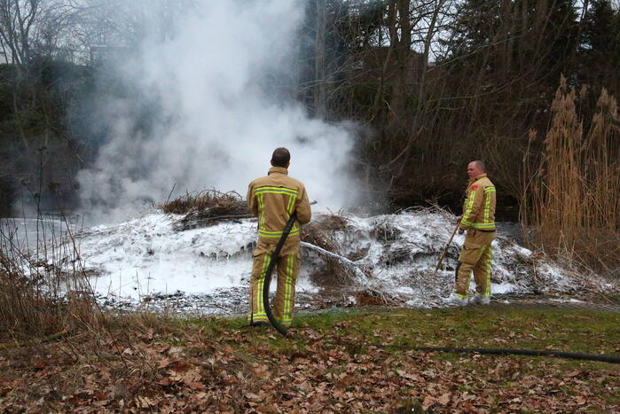 Brand in berg hooi geblust door brandweer