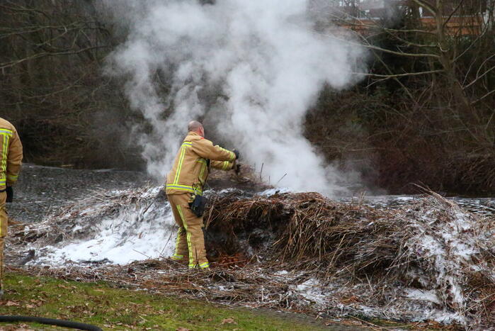 Brand in berg hooi geblust door brandweer