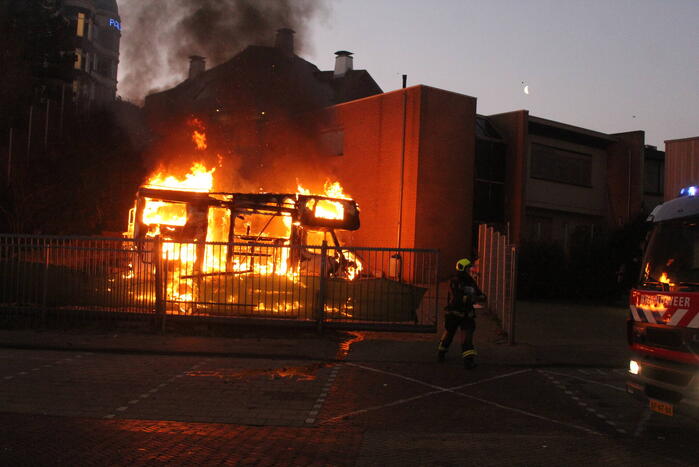 Camper verwoest door brand