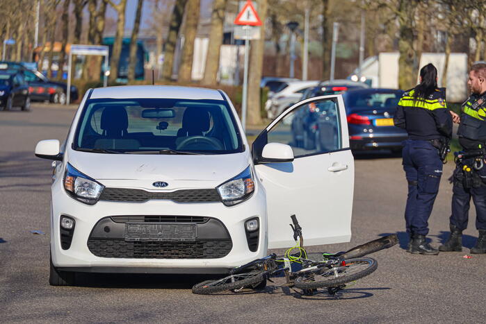 Kind op een fiets aangereden