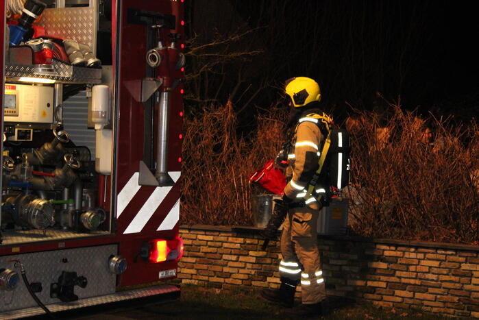 Brand in schoorsteen woning
