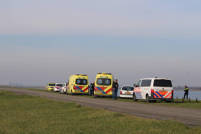 Persoon overleden na val in het water