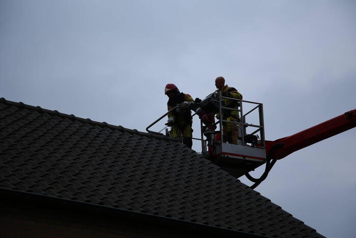 Brand in schoorsteen snel onder controle