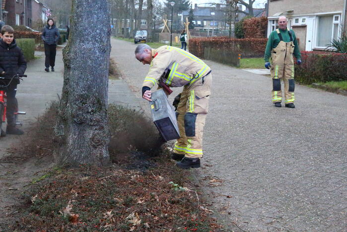 Brand in schoorsteen snel onder controle