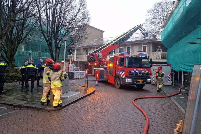 Drie woningen ontruimd vanwege brand