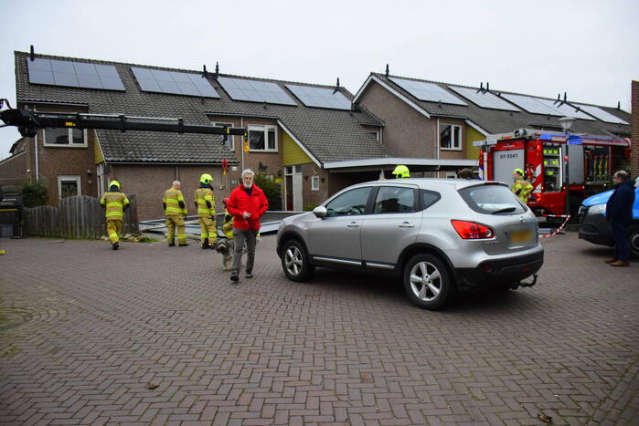 Albert Heijn bezorgdienst laat carport instorten