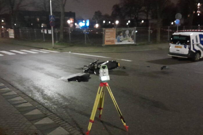 Scooter Total los na ongeval met bus