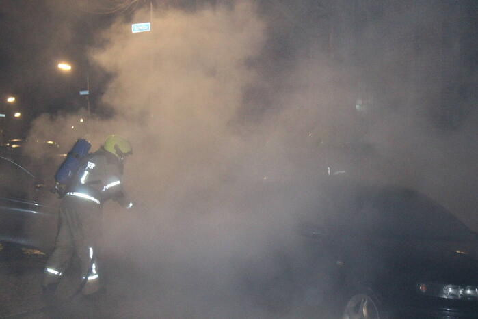 Auto verwoest door brand