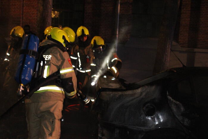 Auto verwoest door brand