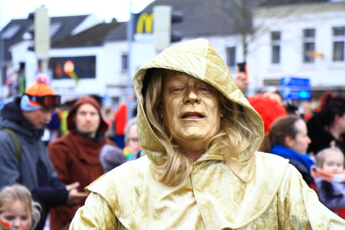 Optocht trekt veel bekijks