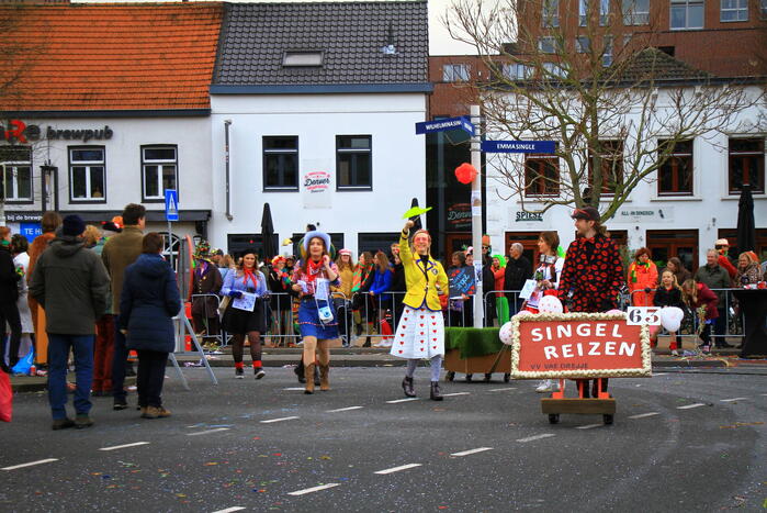 Optocht trekt veel bekijks