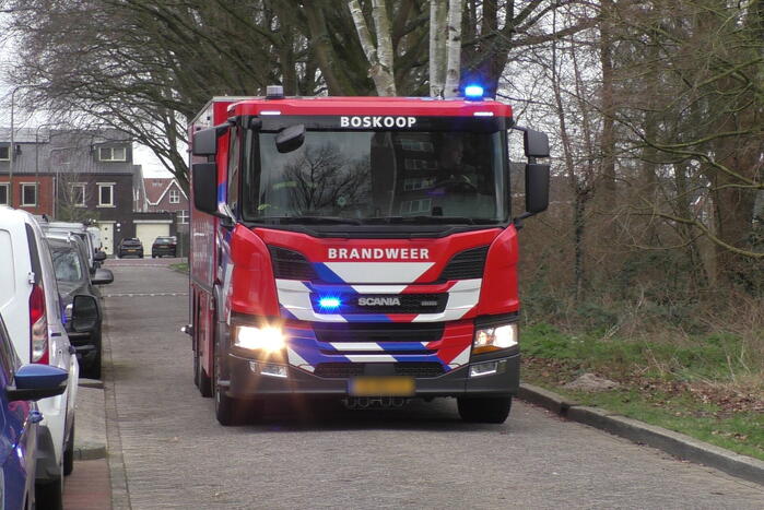 Gevel flatwoning ontzet door explosie