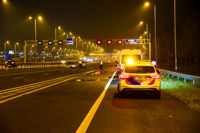 Politieagent schiet op voertuig op snelweg