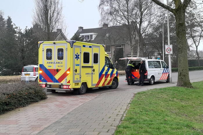 Flinke schade bij botsing tussen taxi en auto